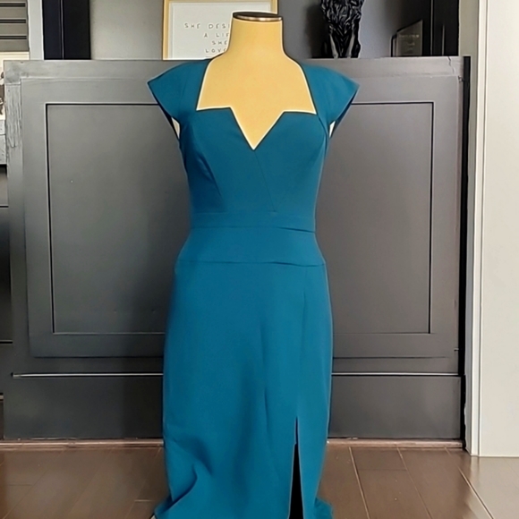 BCBGMaxAzria Dresses & Skirts - Gorgeous BCBGMaxAzria Dress 4